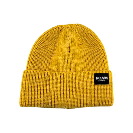 Gorro clásico de lana merino de canalé en color amarillo jengibre