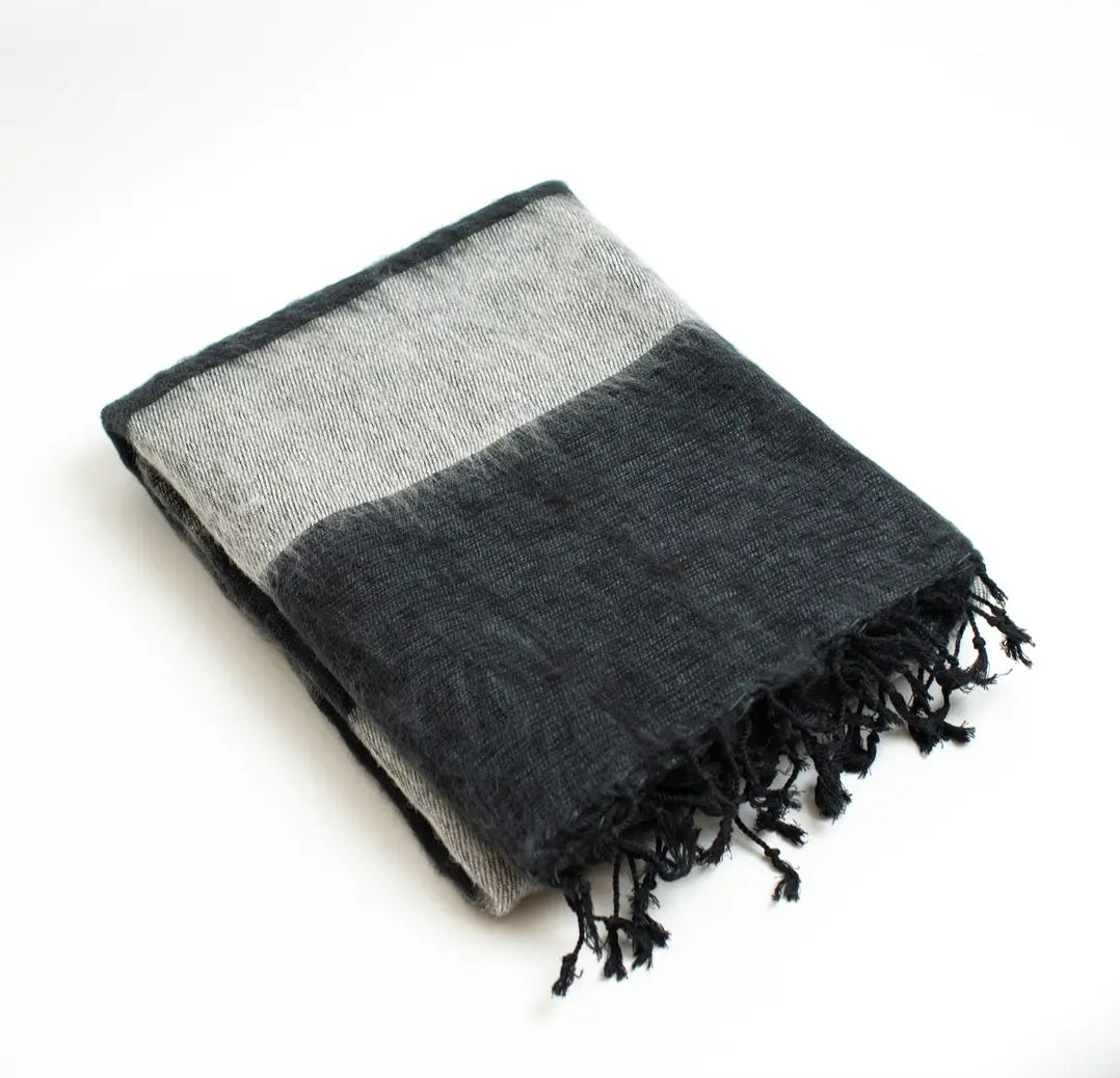 Black Canyon Yak Wool Extra Soft Travel Blanket - Roam Earth Co.