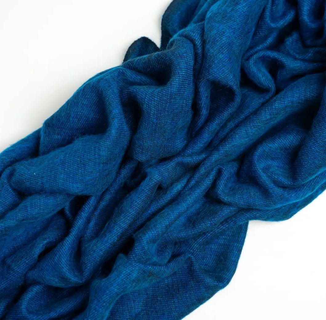 Lake Tahoe Yak Wool Extra Soft Travel Blanket - Roam Earth Co.